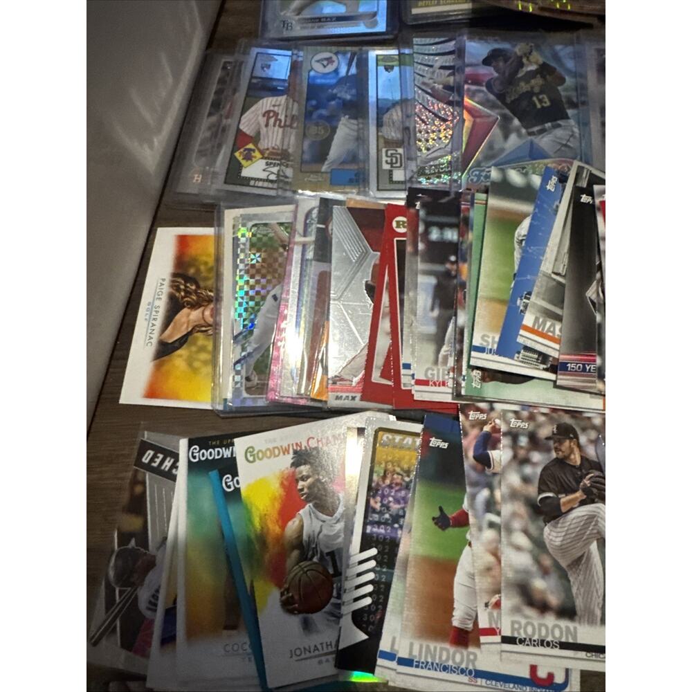 Huge MLB Baseball Card Lot Autographs Parallels Braves Reds Astros NBA - Picture 2 of 9
